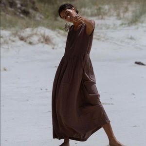 DAUGHTERS OF INDIA Nadi Dress